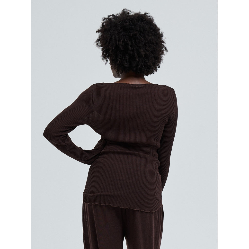 Seamless Basic 100% ull båthals lang erm brun